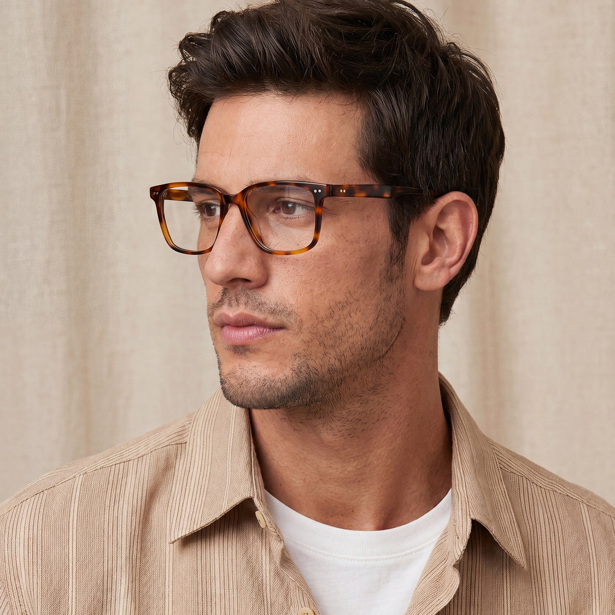 Man wearing tortoiseshell glasses Timeless Tortoiseshell IGIOO Martia Square Eyeglasses