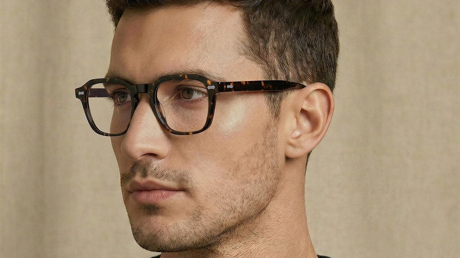 Man wearing tortoise acetate prescription glasses for driving at night