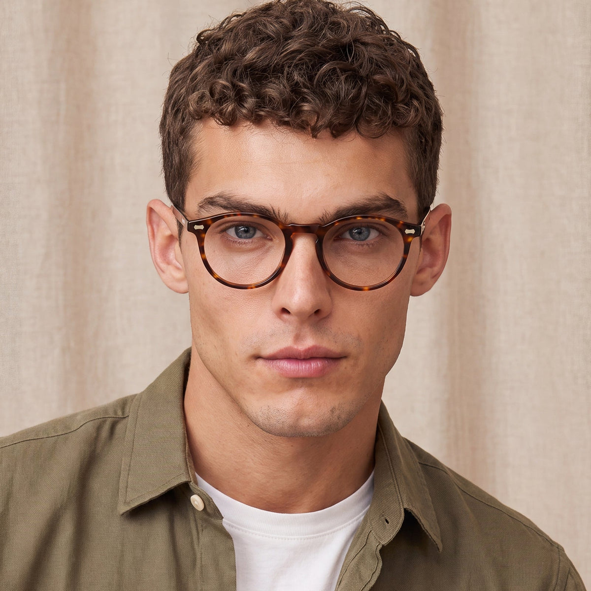 IGIOO CA5288 Concord Round Tortoise Eyeglasses  men model