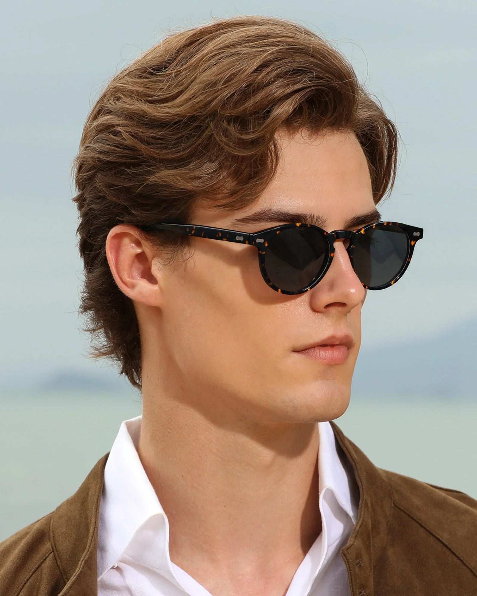 IGIOO Dublin CA5506-C14 Tortoise Acetate Round Polarized Sunglasses for Men, Model View